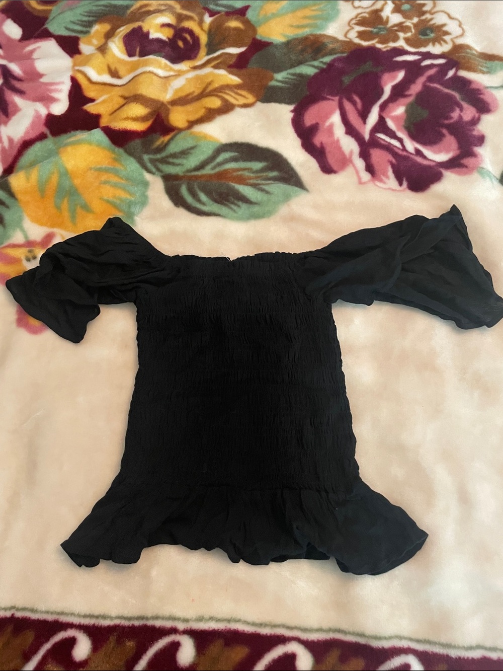 Le Chateau Black Off Shoulder Top Size SP - Picture 13 of 13